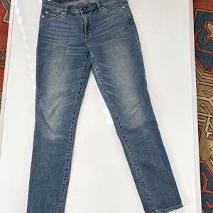 GAP Women's Straight Leg Blue Jeans